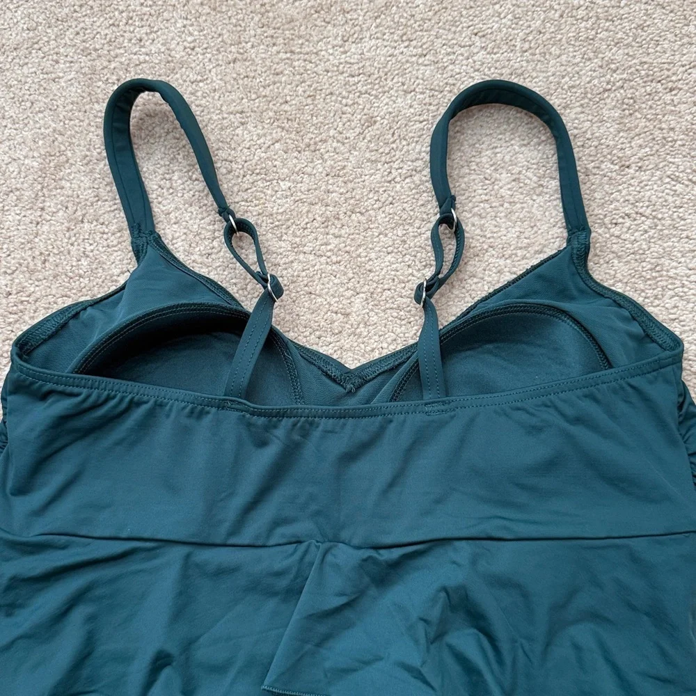NWOT Lands End Smoothing Ruffle Fauxkini Hunter Green One Piece Swimsuit Size 14
